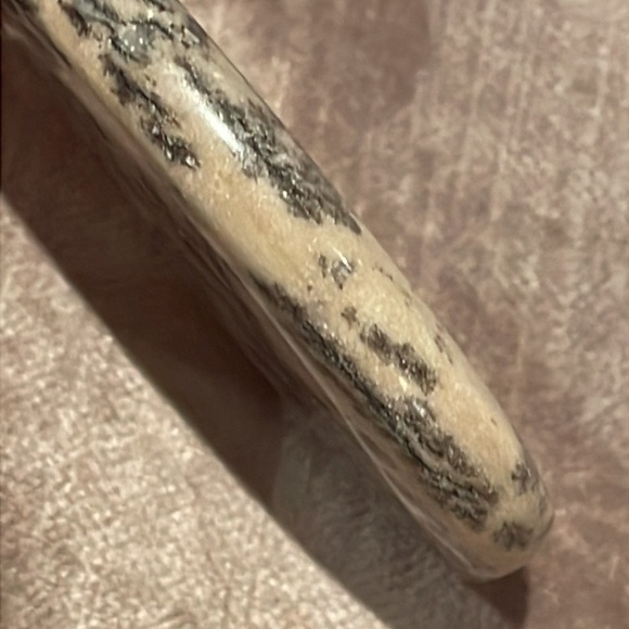 Beautiful Natural Jasper Necklace 18” chain - Picture 6 of 9